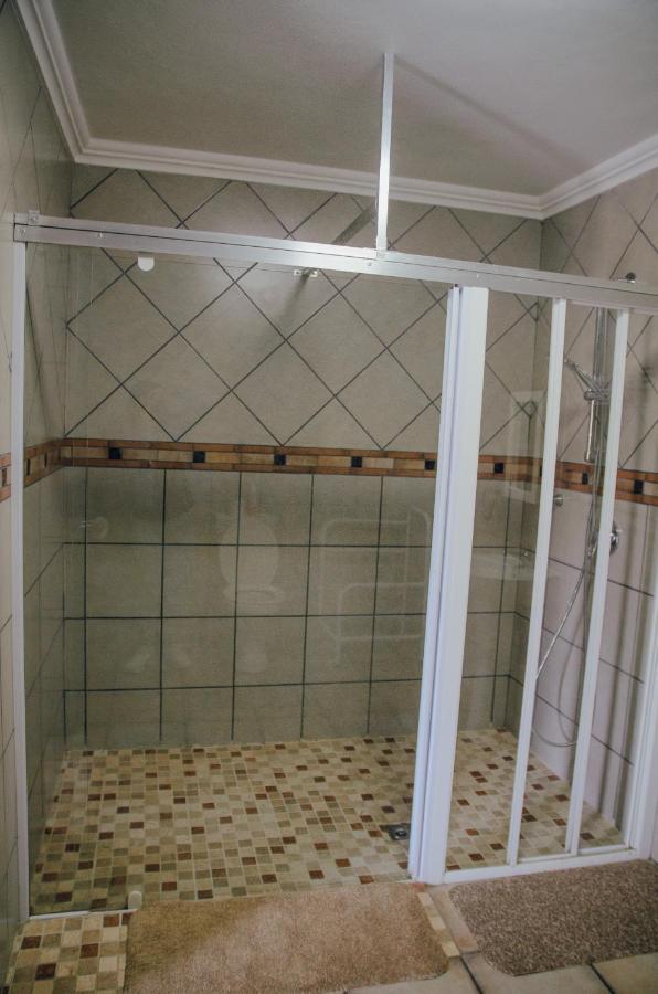 Towers Lodge بوكسبرغ المظهر الخارجي الصورة